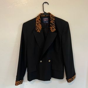 Black blazer with leopard lining